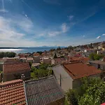 Apartament In 39190 Selce