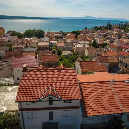 Apartment In 39190 *